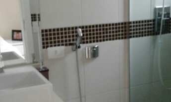 Imagem 2: Casa térrea na água fria, 03 suítes, 02 vagas, edicula nos fundos com salão churrasqueira