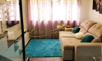 Imagem 2: Sobrado em condomínio com 2 suítes e 2 vagas na rua Jose de Martini