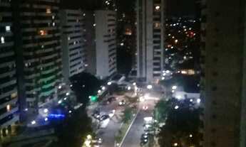 Imagem 4: Apartamento para venda tem 110 metros quadrados com 3 quartos em Itaigara - Salvador - BA