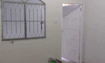 Imagem 2: Casa em Realengo próximo ao posto vagão