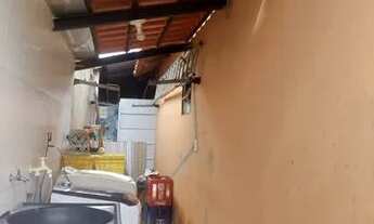 Imagem 2: Casa prox Havan no bairro Leblon lote INTEIRO