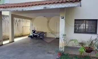 Imagem 4: Casa no Parque do Princípes