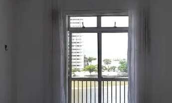 Imagem 6: Apartamento Semi-Imobiliado no Coração de Recife, 80m2