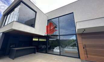 Imagem 3: Casa em condomínio fechado a venda com 4 quartos no Alphaville