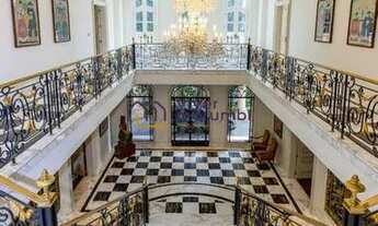 Imagem 5: Imóvel de alto luxo localizado em rua tranquila e muito segura, com 1.639m² ac; 2.000m² te