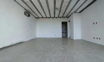 Imagem 7: Casa Duplex para Venda em Salvador, Patamares, 4 dormitórios, 4 suítes, 6 banheiros, 4 vag