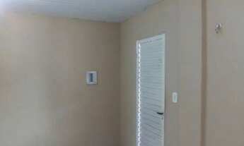 Imagem 6: Casa para venda possui 80 metros quadrados com 2 quartos em Cajazeiras X - Salvador - BA