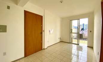 Imagem 3: Excelente apartamento de um apartamento com sacada e vaga de garagem