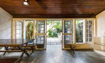 Imagem 2: Investimento certo, ao lado da Rua das Pedras Em Búzios