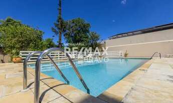 Imagem: Casa térrea com 388m², piscina, 4 dormitórios