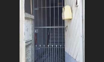 Imagem 4: Sobrado com 4 dormitórios para alugar por R$ 2.000,00/mês - Baronesa - Osasco/SP