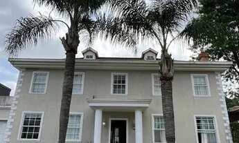 Imagem: Mansão no condomínio Vila Rica