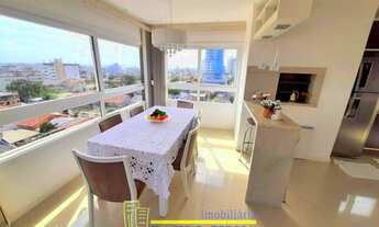 Imagem 3: Apartamento pronto para morar, com três quartos, duas vagas, mobiliado e decorado, no cent