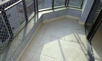 Imagem 6: Praia das Pitangueiras / 03 dormitórios com varanda / 02 vagas