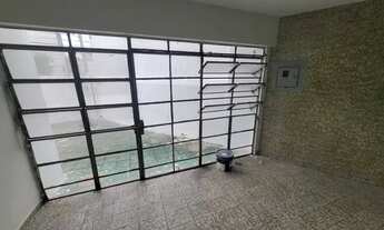 Imagem: Vende-se Ampla Casa localizada na Rua Iris