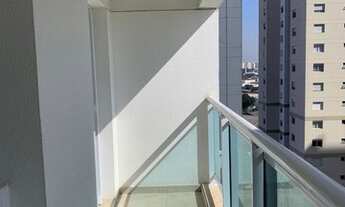 Imagem 2: Locação: Apartamento com uma suite e uma vaga com armários