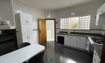 Imagem 7: Casa para aluguel com 250 metros quadrados com 3 quartos em Residencial Paraíso - Franca