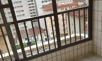 Imagem 3: Apartamento na quadra da praia com 2 quartos + Dependência em Gonzaga - Santos - São Paulo