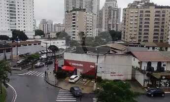 Imagem 2: Amplo apartamento com 147m2 localizado na ponta da praia, canal 7 com vista mar, contendo