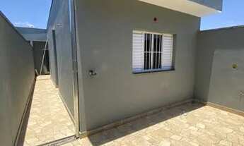 Imagem 2: Térrea para venda tem 65 metros quadrados com 2 quartos