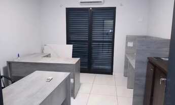 Imagem 2: Casa comercial no bairro Bosque da Saúde para alugar