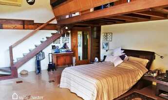 Imagem 6: Mansão de arquitetura sofisticada 4 quartos com jardim e piscina em Cosme Velho a Venda