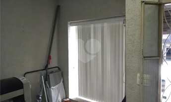 Imagem 5: SALÃO COMERCIAL 108M2 COM VÃO LIVRE DE 80M2, RECEPÇÃO, BANHEIRO, COPA, PÉ DIREITO ALTO EM