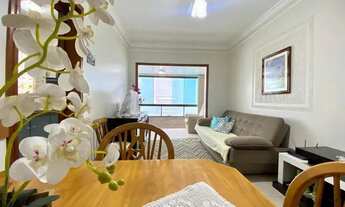 Imagem: Localização privilegiada ao lado da praça