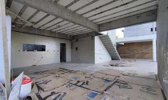 Imagem 6: Casa Duplex para Venda em Salvador, Patamares, 4 dormitórios, 4 suítes, 6 banheiros, 4 vag