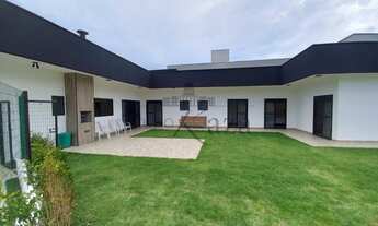 Imagem 2: Casa Térrea - Condomínio Mont Blanc - Urbanova - 4 Suítes - 240m²