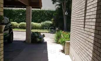 Imagem 6: Casa em condomínio fechado, 5 dormitórios, 2 suítes e 3 vagas de garagem no bairro da Vila