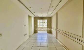 Imagem 4: Excelente Apartamento na Região da Maraponga, 2 Quartos, 2 Banheiros, Varanda, Cozinha Pro