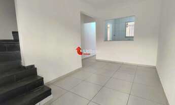 Imagem: Casa para aluguel, 2 quartos, 1 vaga, Vila