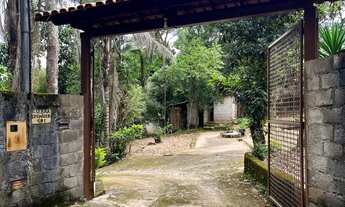 Imagem 2: Fazenda/Sítio/Chácara para venda com 4718 metros quadrados com 5 quartos