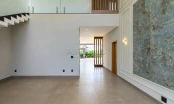 Imagem 7: Sobrado de alto padrão em condomínio fechado com 331m², bairro Vila do Golf, Zona Sul de R