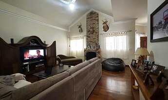 Imagem 6: Sobrado para Venda no Jardim Imperial II, localizado na cidade de Maringá/PR