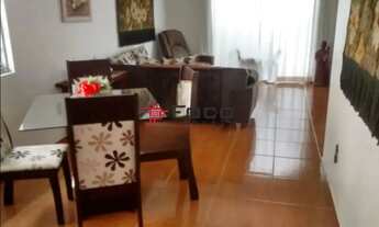 Imagem 2: Excelente casa com piscina / Jardim das Industrias / 04 dormitórios sendo 1 suíte / 96 m²