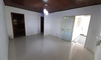 Imagem 7: Casa com 02 Quartos + DCE, 140 m², sozinha no Lote, QNL 01, Bl. E, Taguatinga, ao lado dos