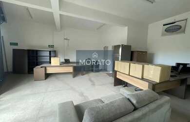 Imagem 3: Prédio comercial. Europa- Contagem