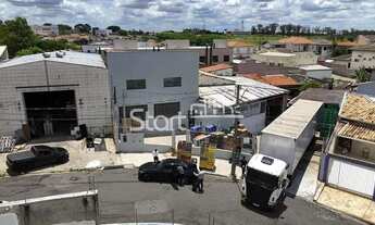 Imagem: Barracão - Jardim Quarto Centenário