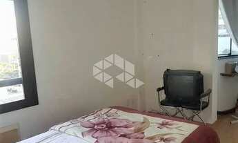 Imagem 7: Apartamento 2d c/ garagem no bairro Menino Deus