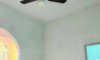 Imagem 3: Excelente imóvel em bairro residencial - com 3 casas - farto comércio e ônibus