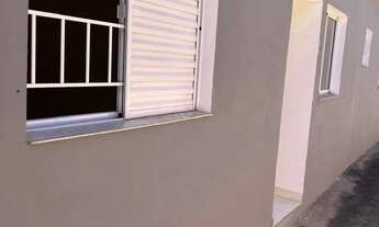 Imagem: CASA EM TERRENO COMPARTILHADO COM 70 M²