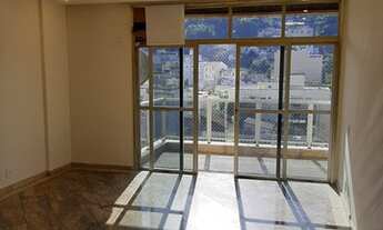 Imagem 2: Oportunidade Única na Tijuca!! Apartamento com 3 quartos e 1 suíte!!