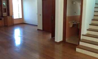 Imagem 2: Casa de 4 Dormitórios na Rua João Batista da Rocha Corrêa