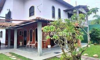 Imagem 5: Casa com 4 dormitórios a poucos passos da Praia de itaipu