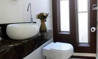 Imagem 6: Casa 4 quartos (4 suítes), piscina, churrasqueira, 2 vagas de garagem, no bairro Quintas d