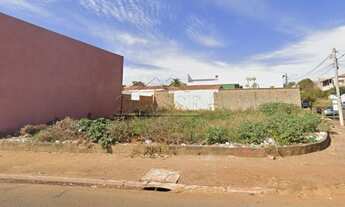 Imagem: Ribeirão Preto - Terreno Padrão - Jardim