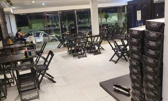 Imagem 2: Repasso lindo restaurante recém reformado!