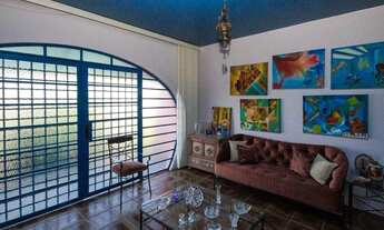 Imagem: Casa de 4 Dormitórios na Rua Comendador